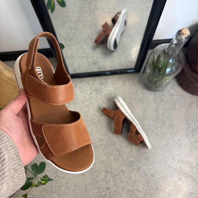 Brun skinnsandal från Green Comfort