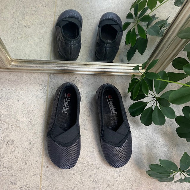 Bred slip-on-sko från Ortomed