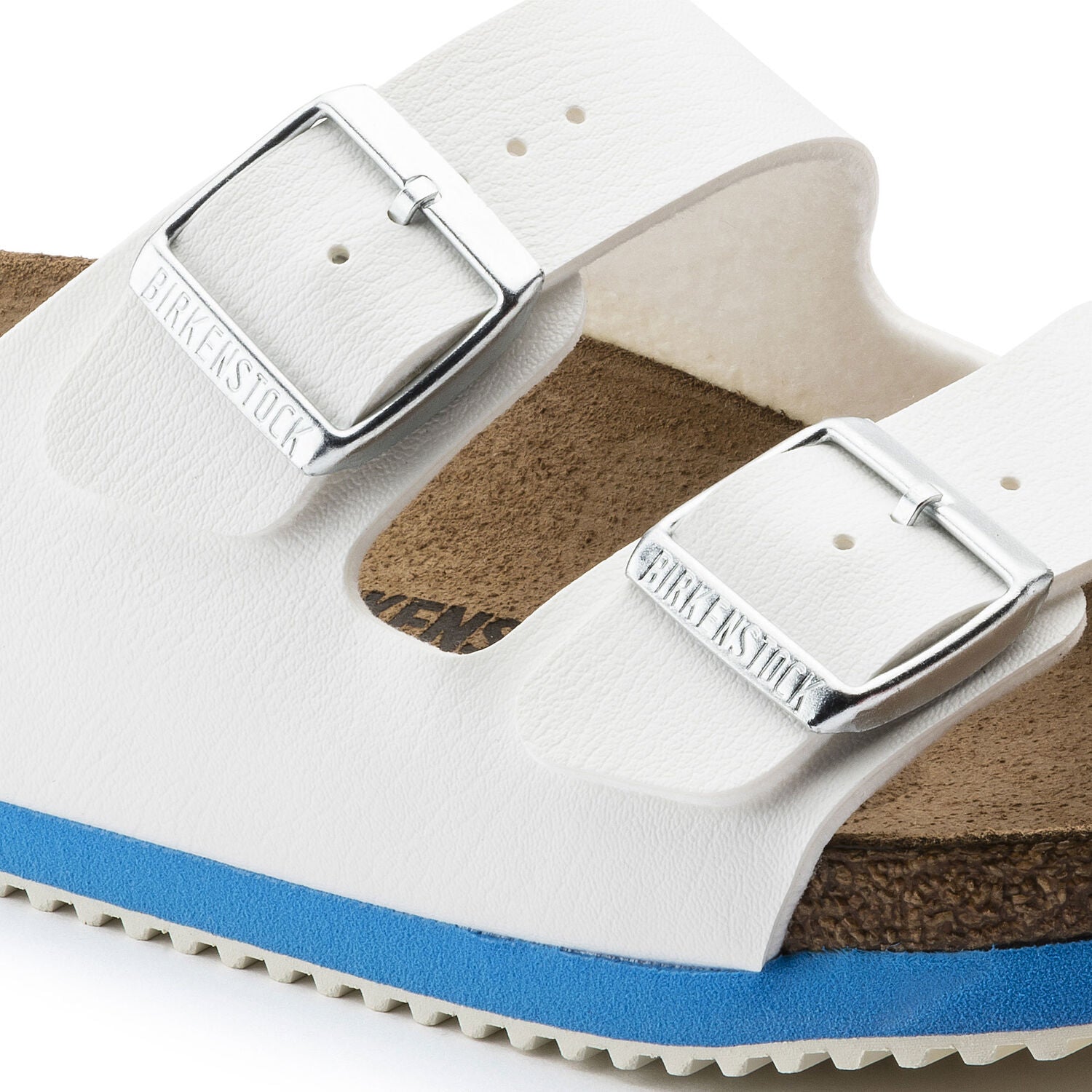 Vit Arizona-sandal från Birkenstock med godkända halkskyddssulor
