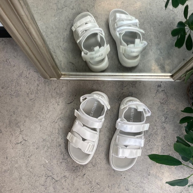 Gaitline Flow SP sandal – vit sandal med hålfotsstöd & IGNITE-skum