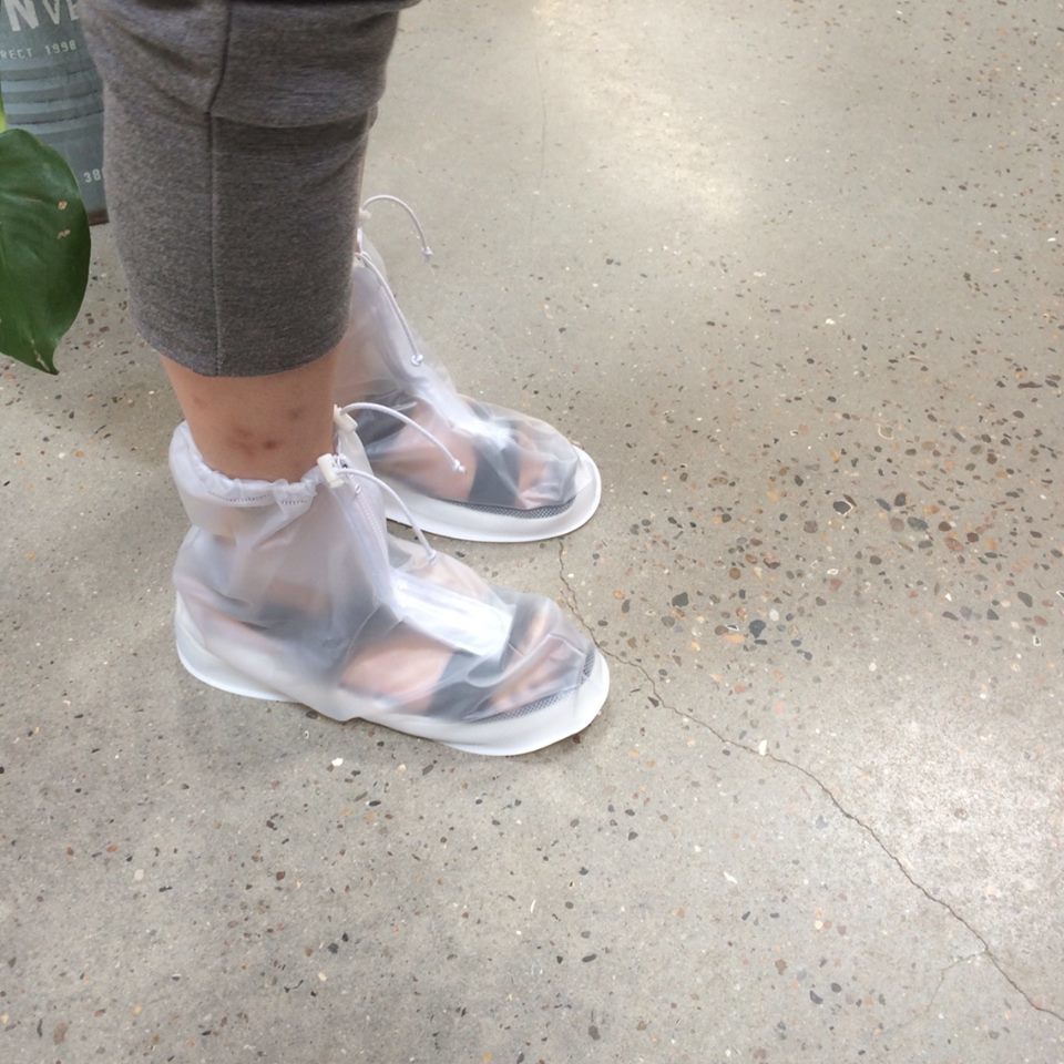 Sneakersöverdrag — skydda dina sneakers
