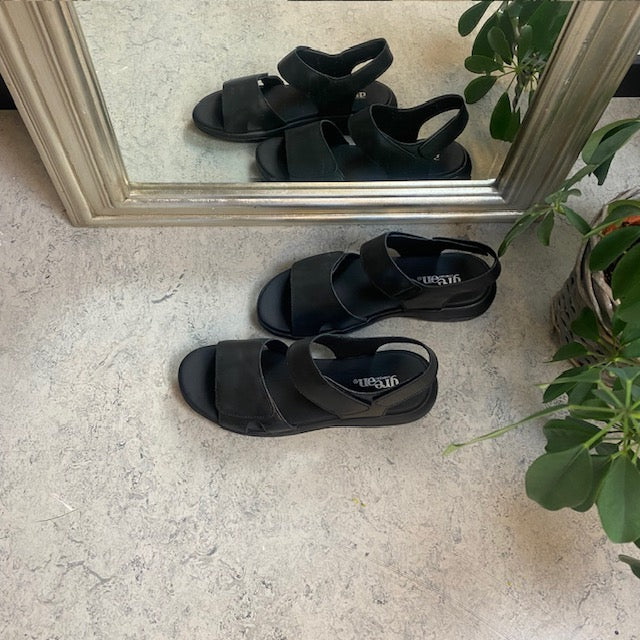 Svart lädersandal från Green Comfort