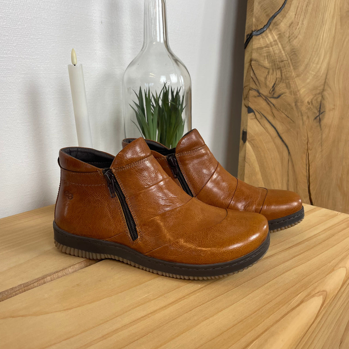 Green Comfort Lugano Laisa i brun – komfortabel kort läderstövel med dubbel dragkedja