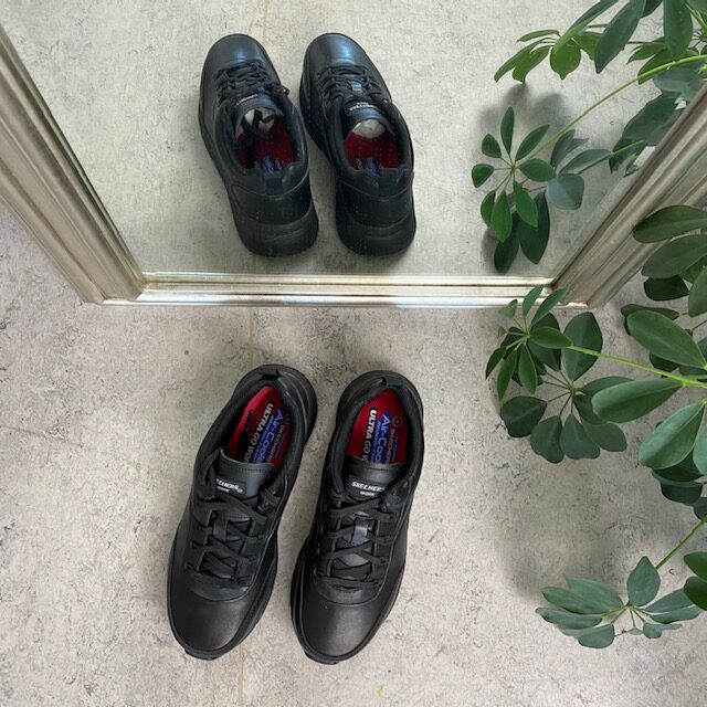 Skechers Work i svart läder med Max Cushioning-sulor