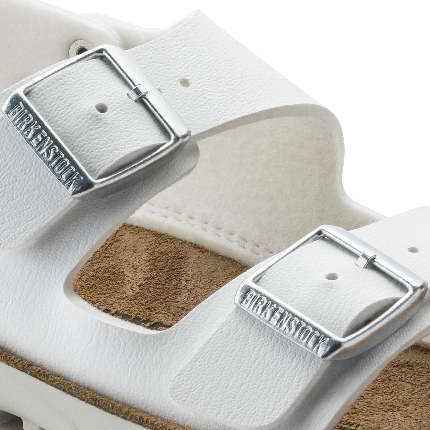 Vit Birkenstock Kano-sandal med halkfria sulor.
