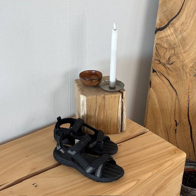 Whistler lättviktsandal med 3 justerbara remmar