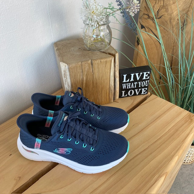 Skechers Slip-ins med Arch Fit – blå sneaker med handsfree-komfort