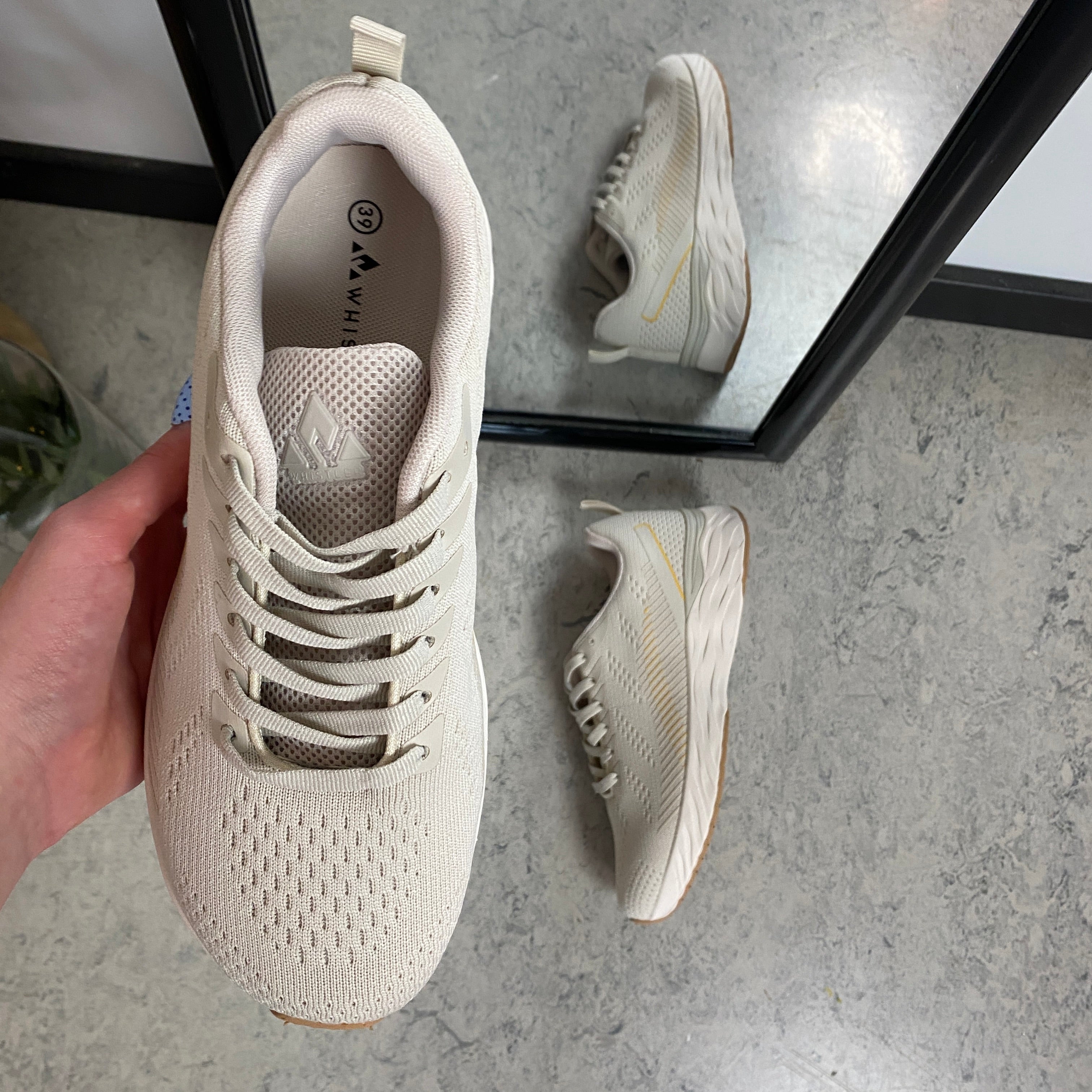 Linares W Wide Fit Shoe – beige lättviktsko med extra bredd
