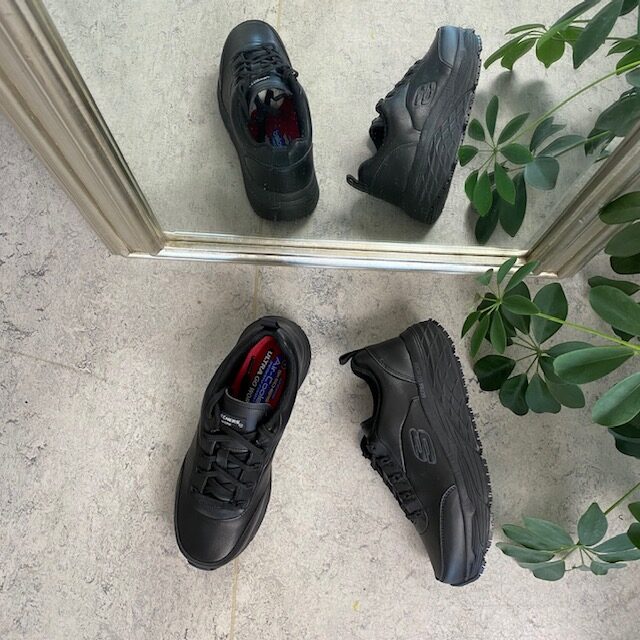Skechers Work i svart läder med Max Cushioning-sulor