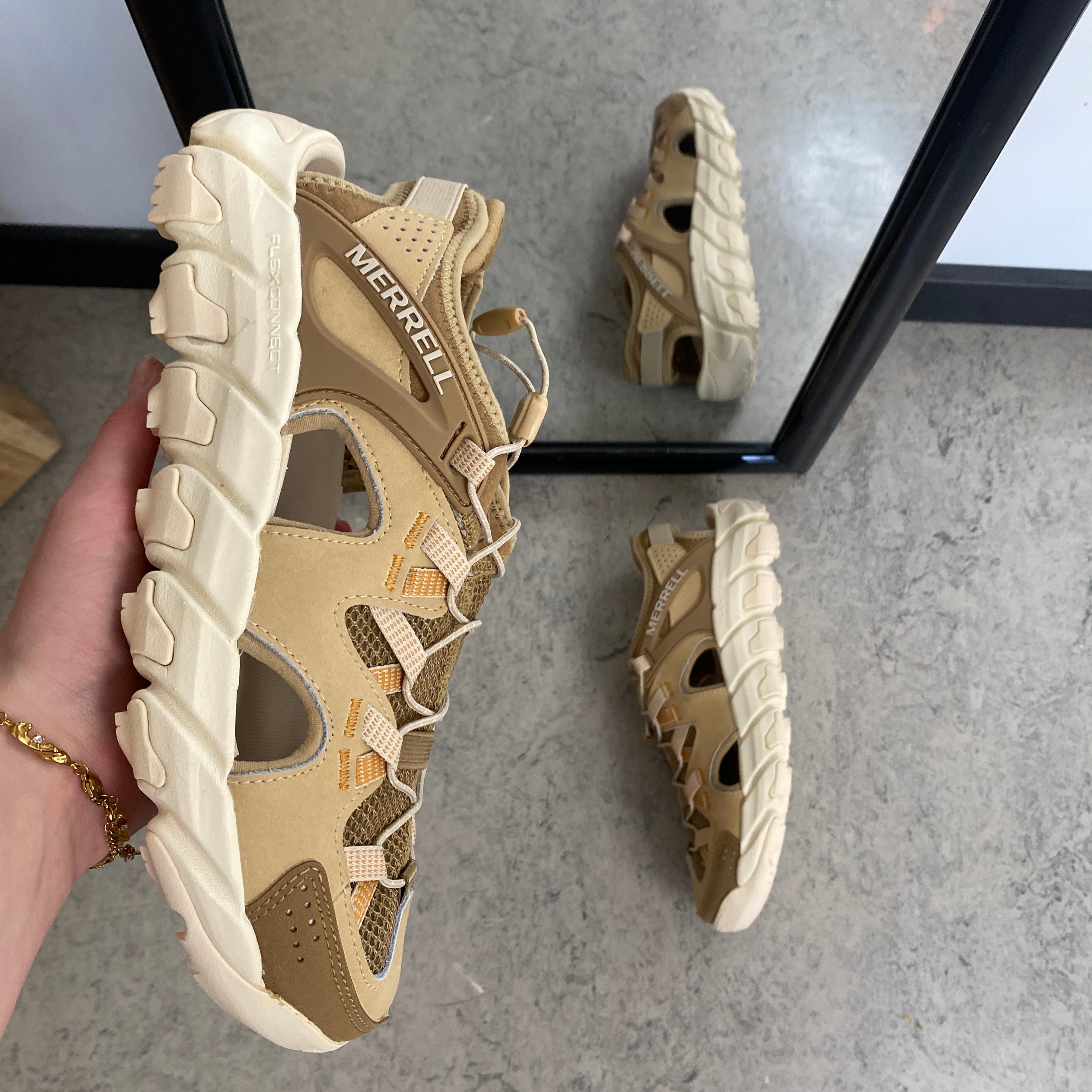 Merrell vandringssandal – lätt, ventilerande & stötdämpande sandal