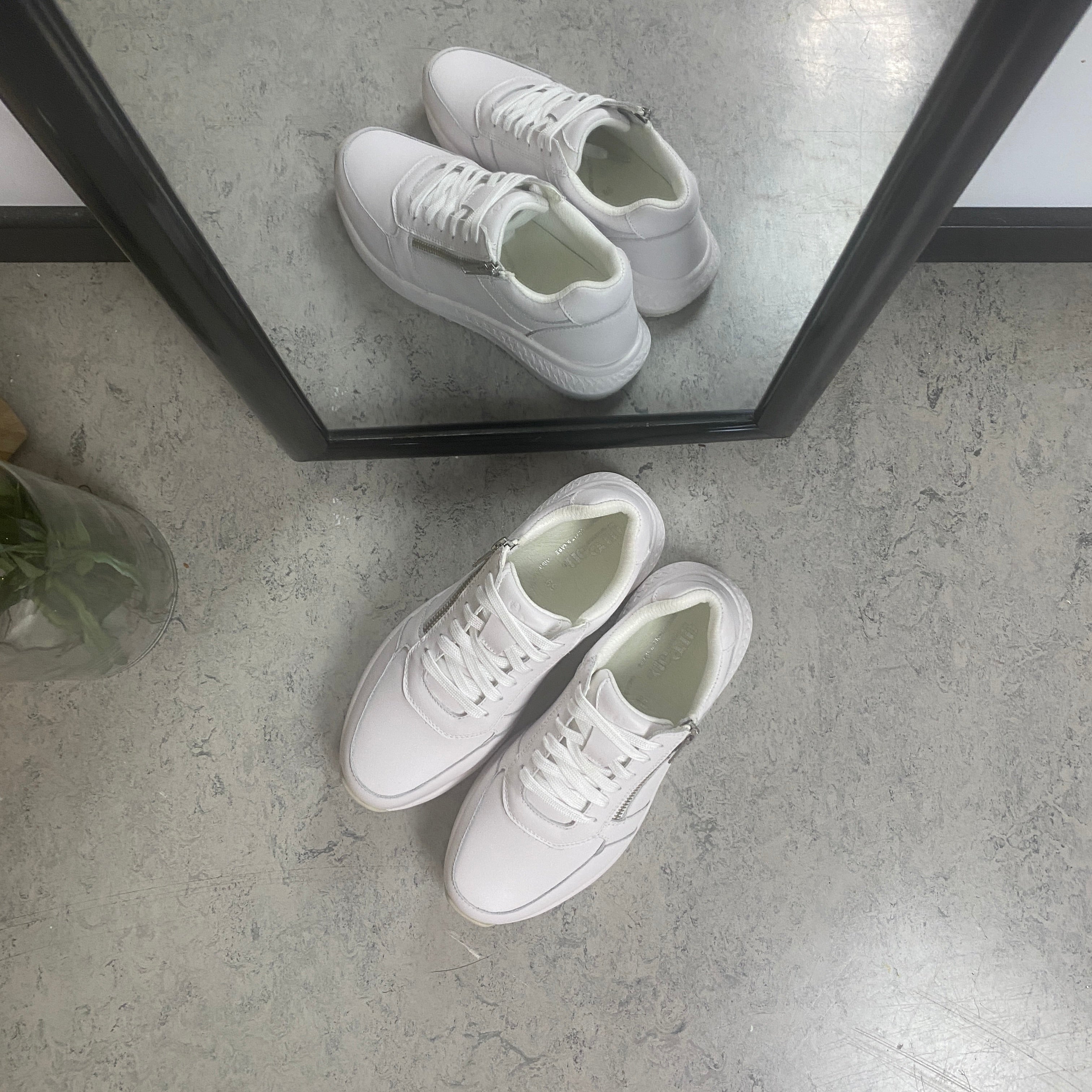 Zigga Zehra sneaker från Green Comfort – vit komfortsko i anilinskinn