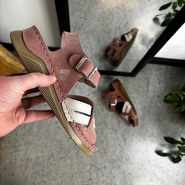 Rosa elegant sandal med hålfotsstöd - OBS 2:a sortering