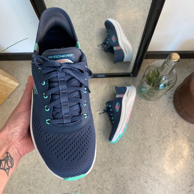 Skechers Slip-ins med Arch Fit – blå sneaker med handsfree-komfort