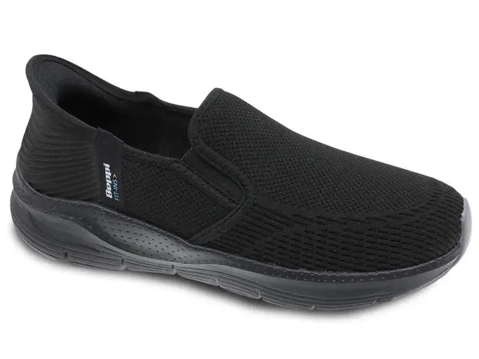 Lätt slip-on-sko i svart – andningsbar och enkel att ta på