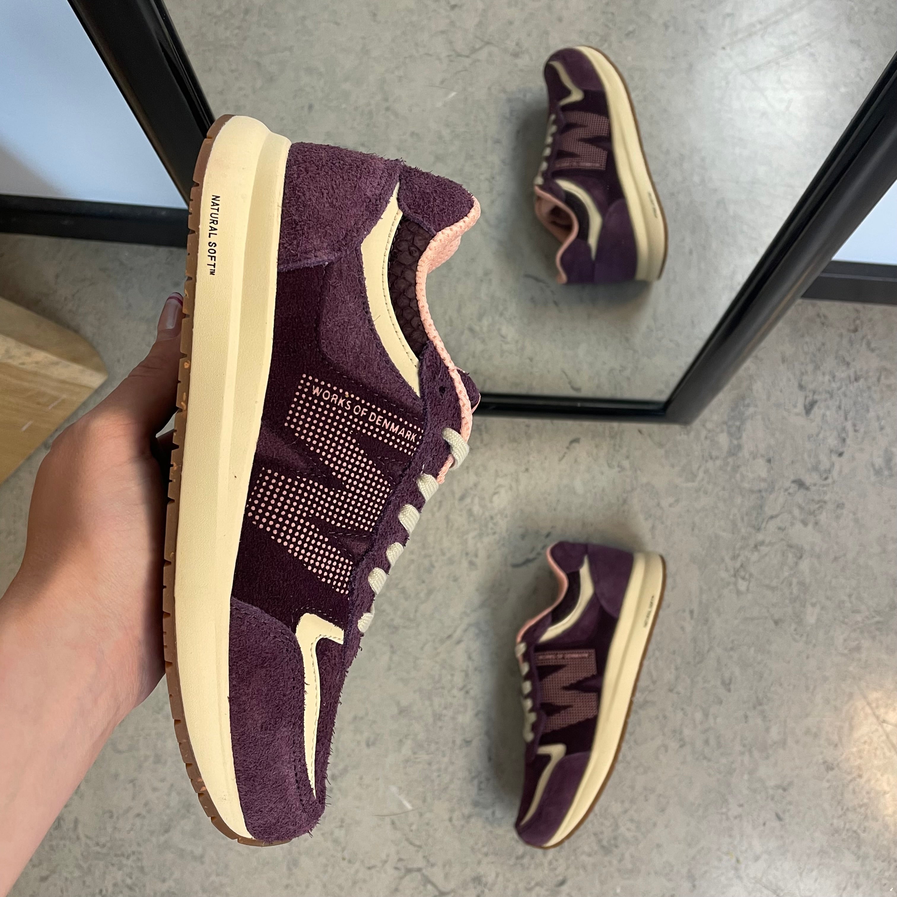 Woden Rigmor Suede – ljungfärgad sneaker i mocka med mjuk komfort