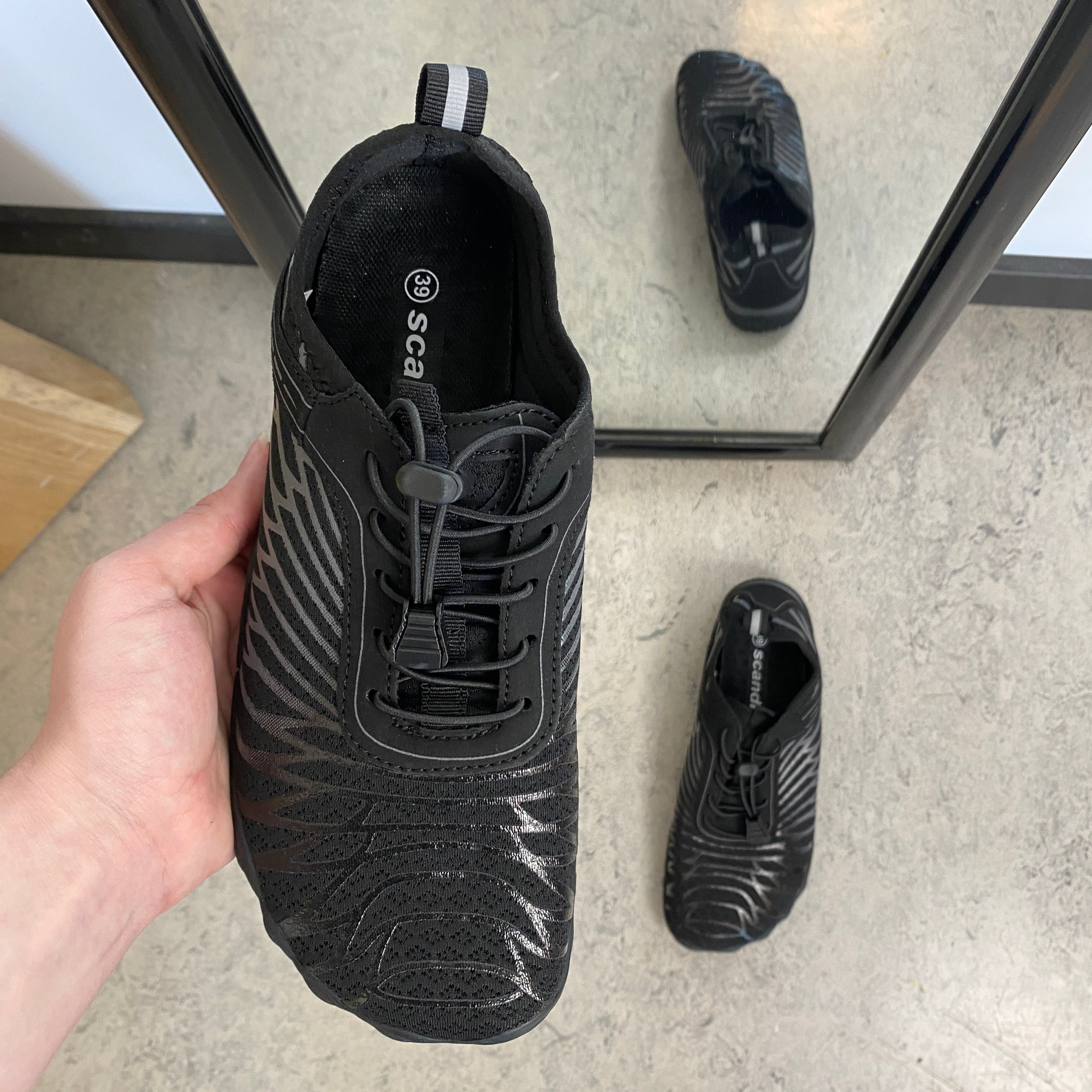 Barefoot-skor i svart