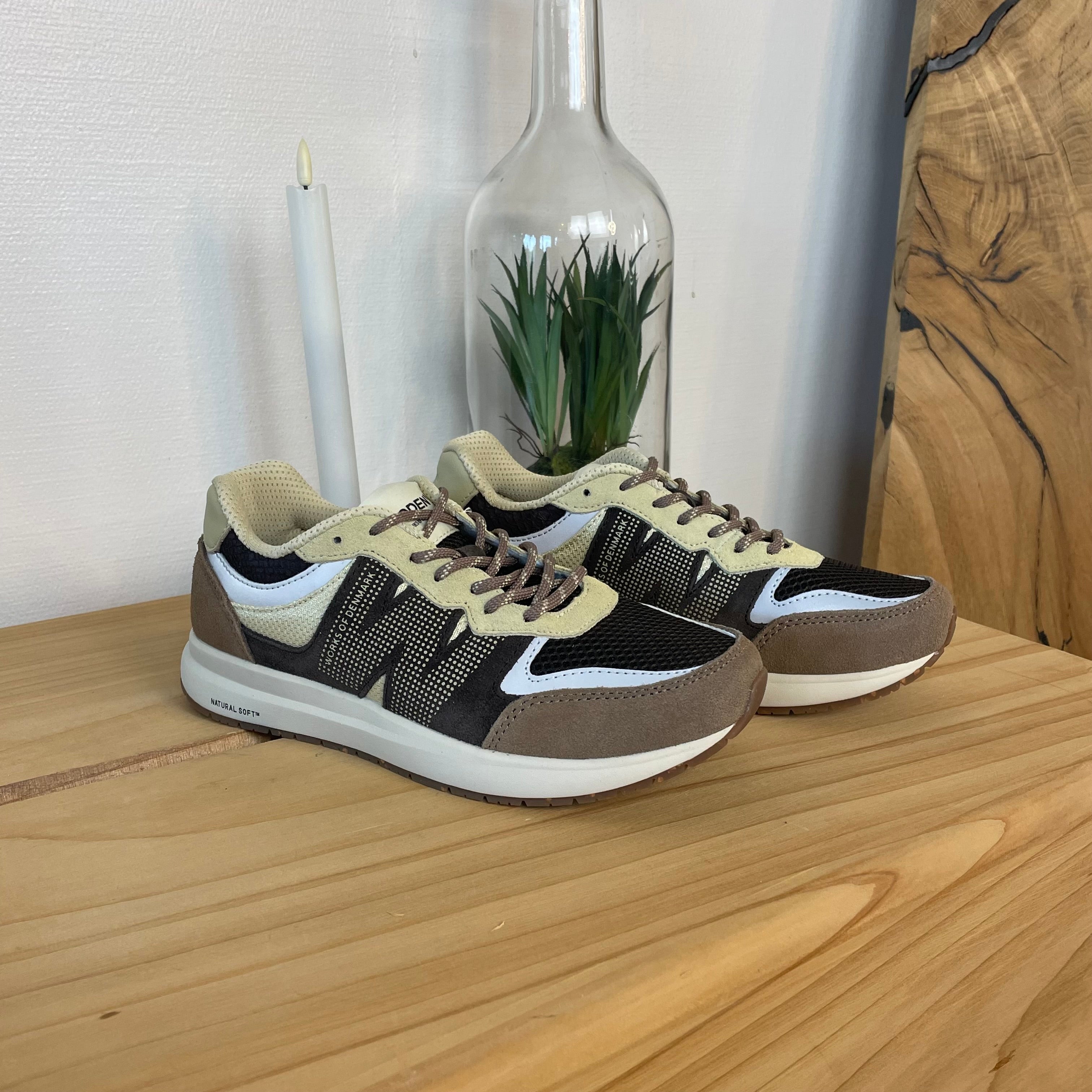 Woden Rigmor Open Mesh – lätt och ventilerande sneaker i Chocolate Multi