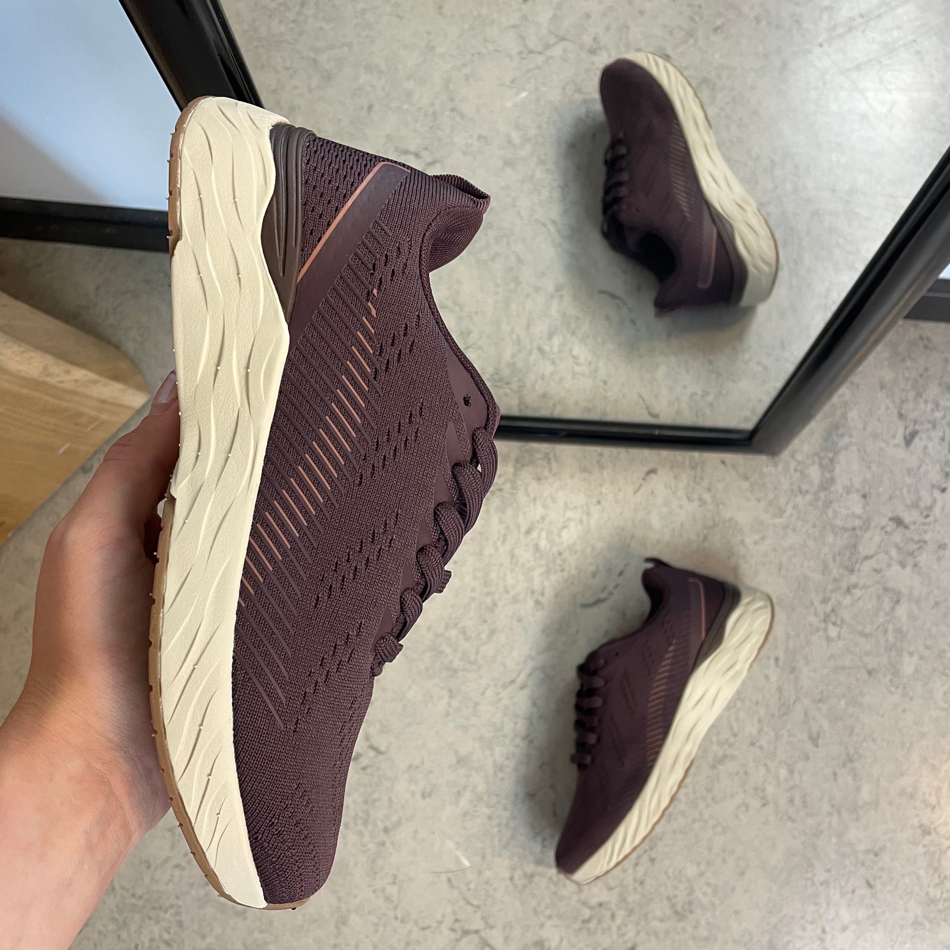 Linares W Wide Fit Shoe – lila lättviktsko med extra bredd