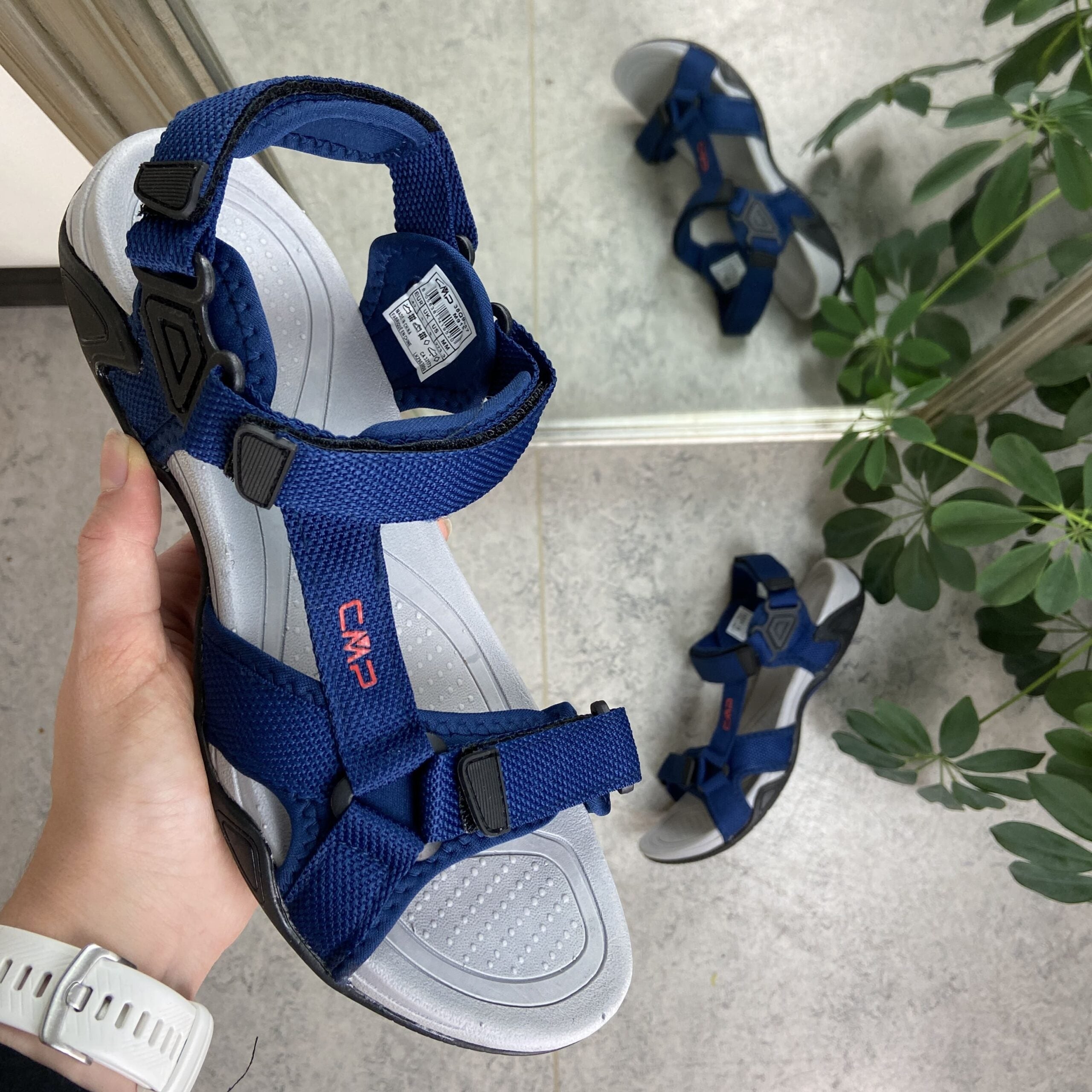 Marinblå sportsandal från CMP