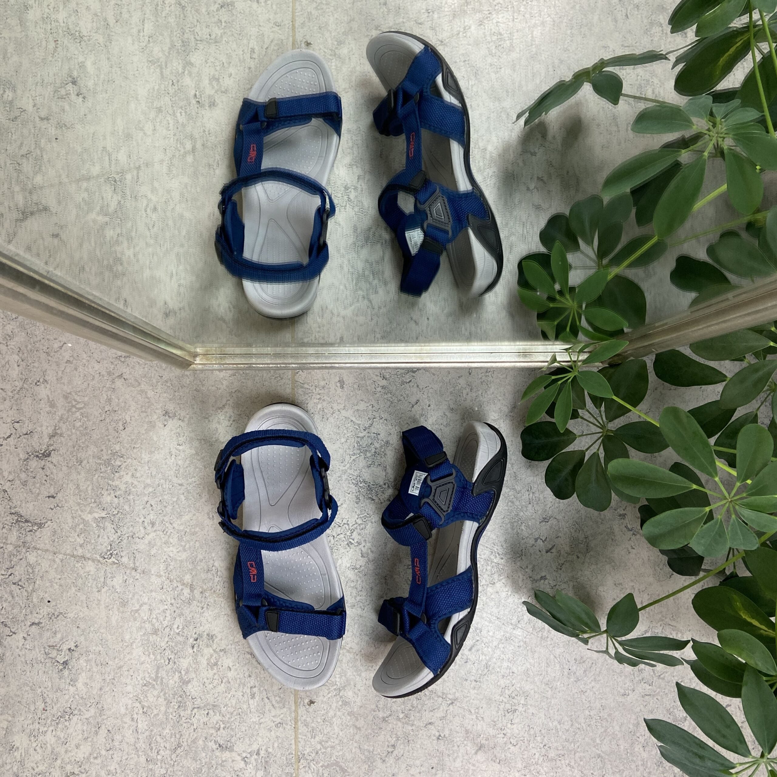 Marinblå sportsandal från CMP