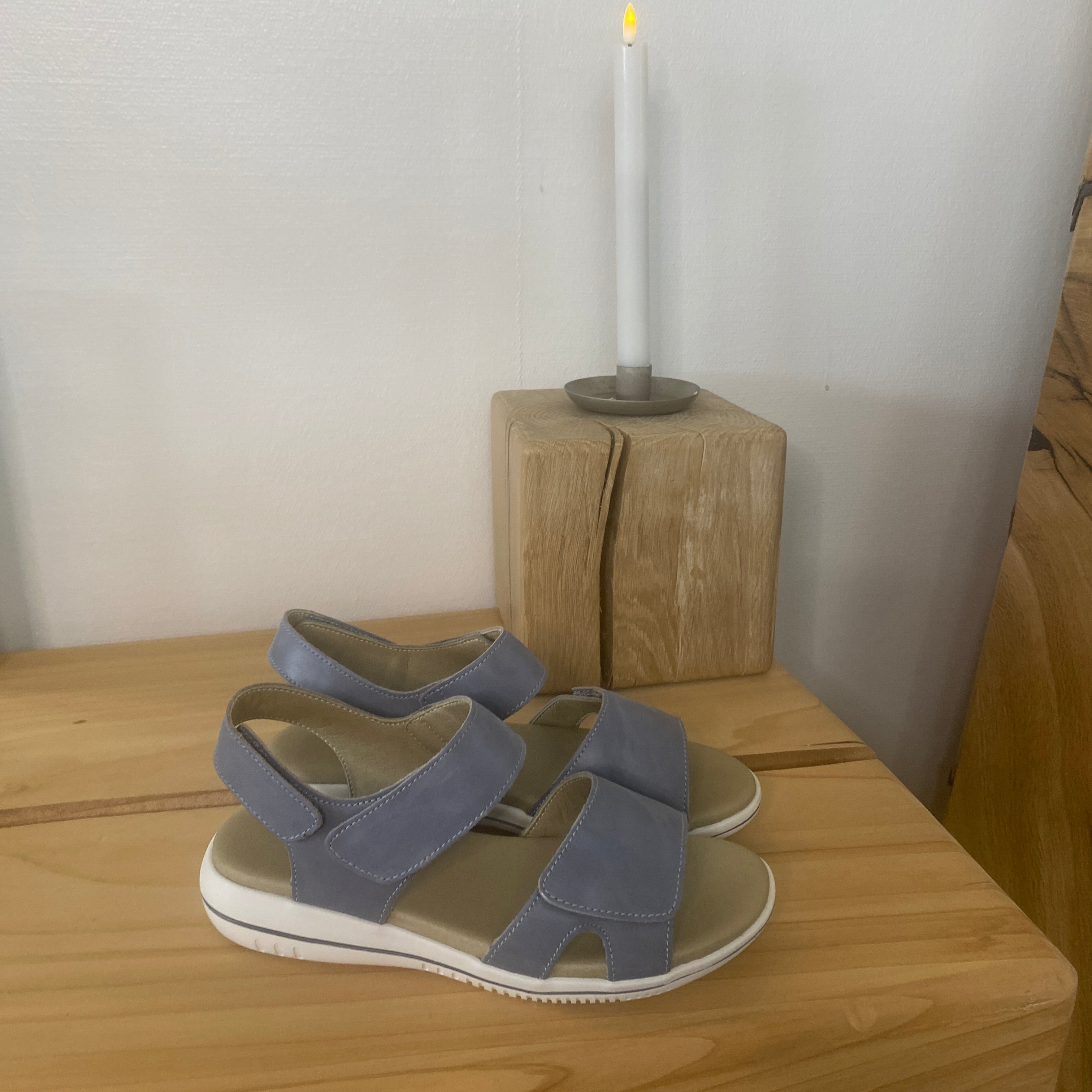 Green Comfort Leaf sandal – ljusblå sandal med kardborreband & EnergySole™