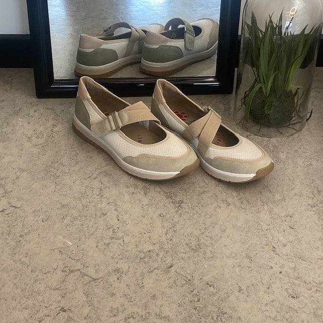 Relife ballerina med kardborre – beige komfortsko med massageeffekt