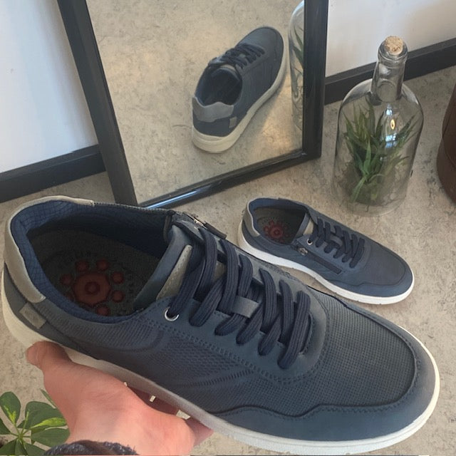 Relife sportig arbetssko i navy med Soft Reflex-system – lätt komfort för långa dagar på fötterna