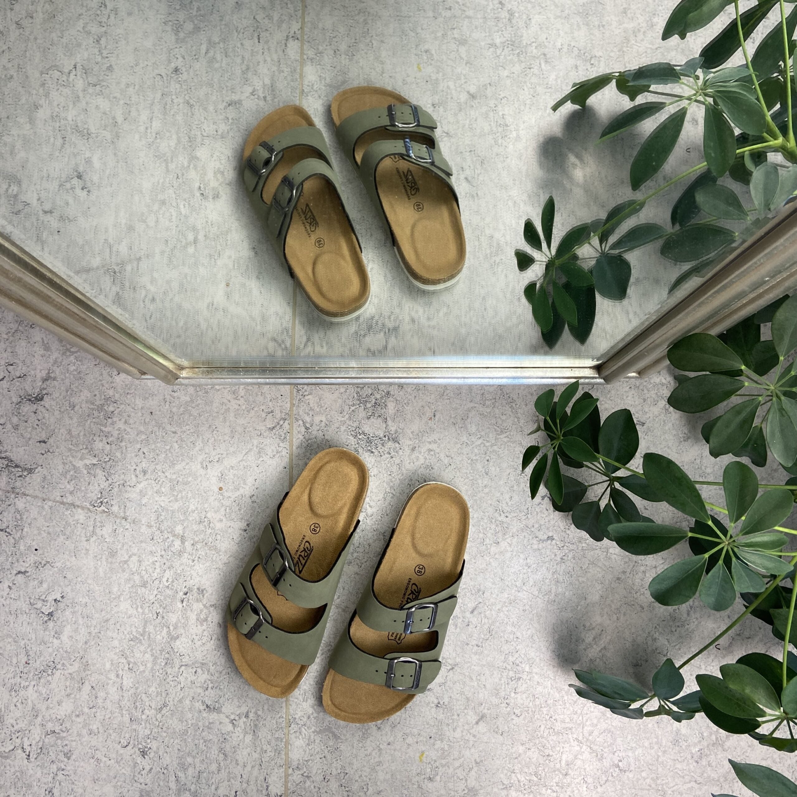 Grön Biosandal med breda remmar