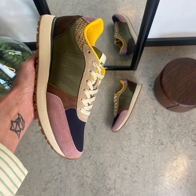 Woden multifärgad sneaker i mesh, läder och mocka – avtagbar korkinnersula & flexibel rågummisula