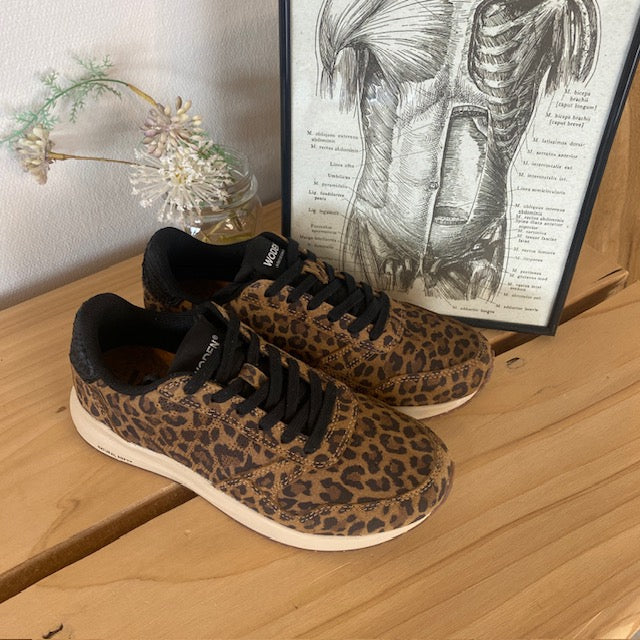 Woden mockaskor med Leo-print