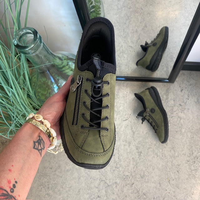 Olivgrön Rieker slip-on sneakers
