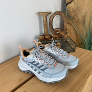 Vattentät vandringssko från Merrell