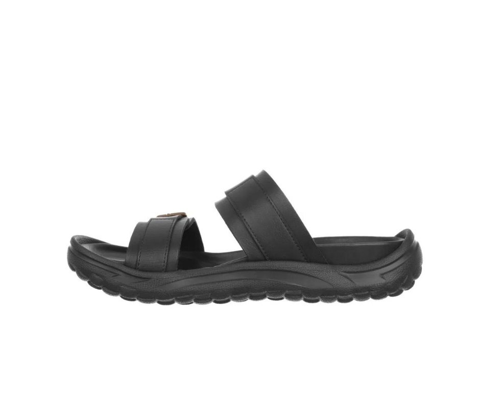 Svart dam slip-on-sandal från MBT med ergonomisk fotbädd