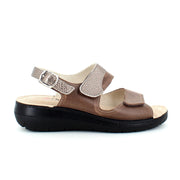 Bred skinnsandal med kardborre