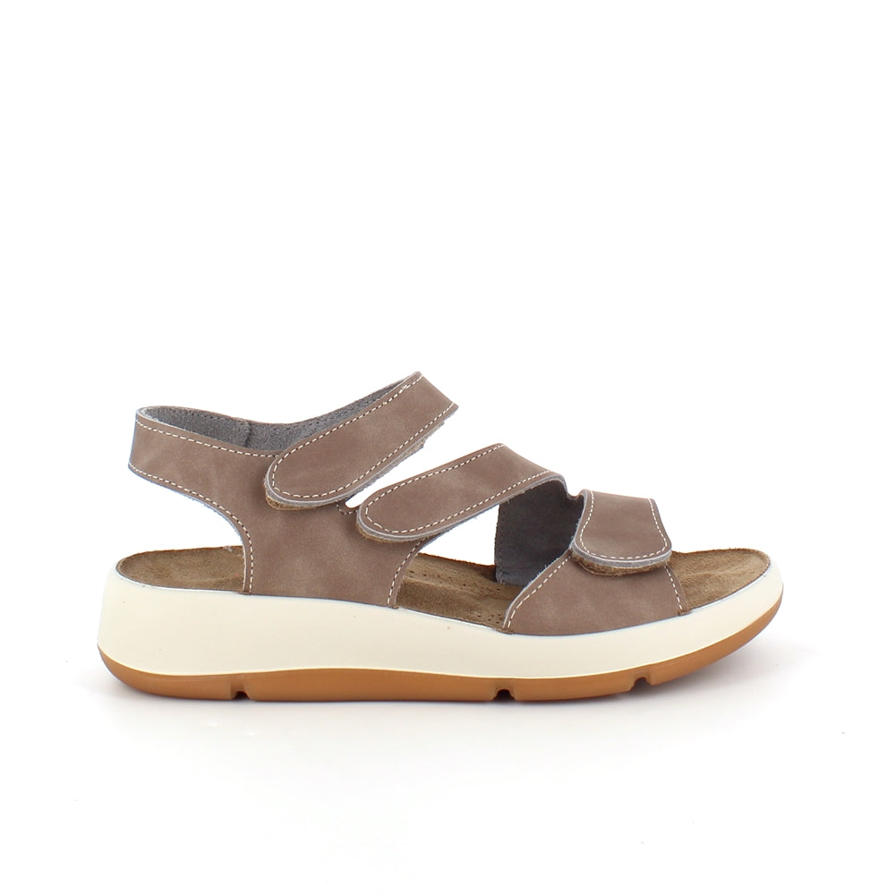 Elegant brun lädersandal med justerbara remmar