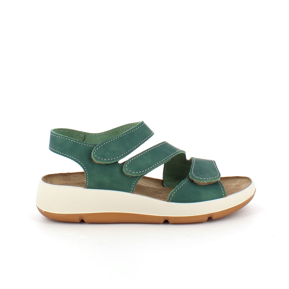 Elegant grön lädersandal med justerbara remmar