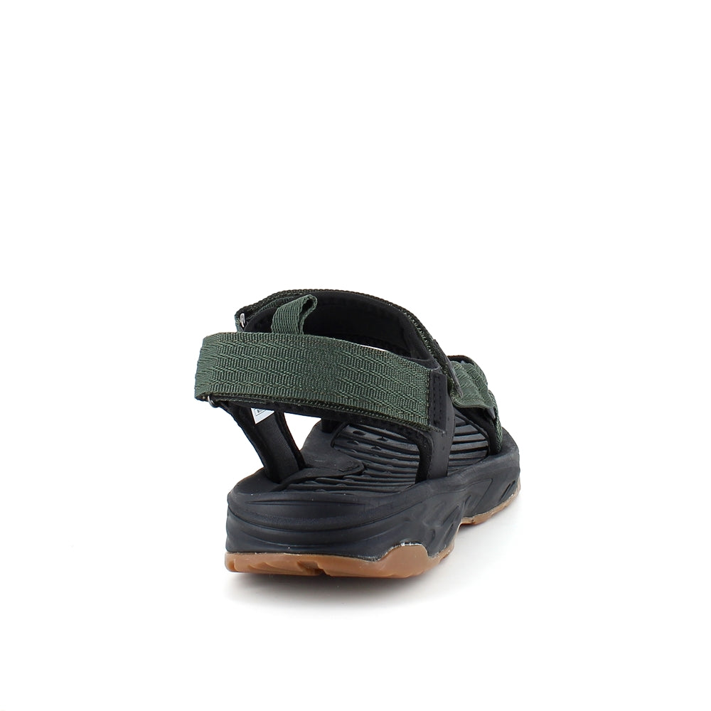 Grön sportig sandal från Whistler med tre justerbara remmar