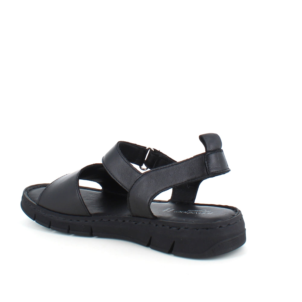 Läcker mjuk och flexibel skinnsandal i svart från Relaxshoe