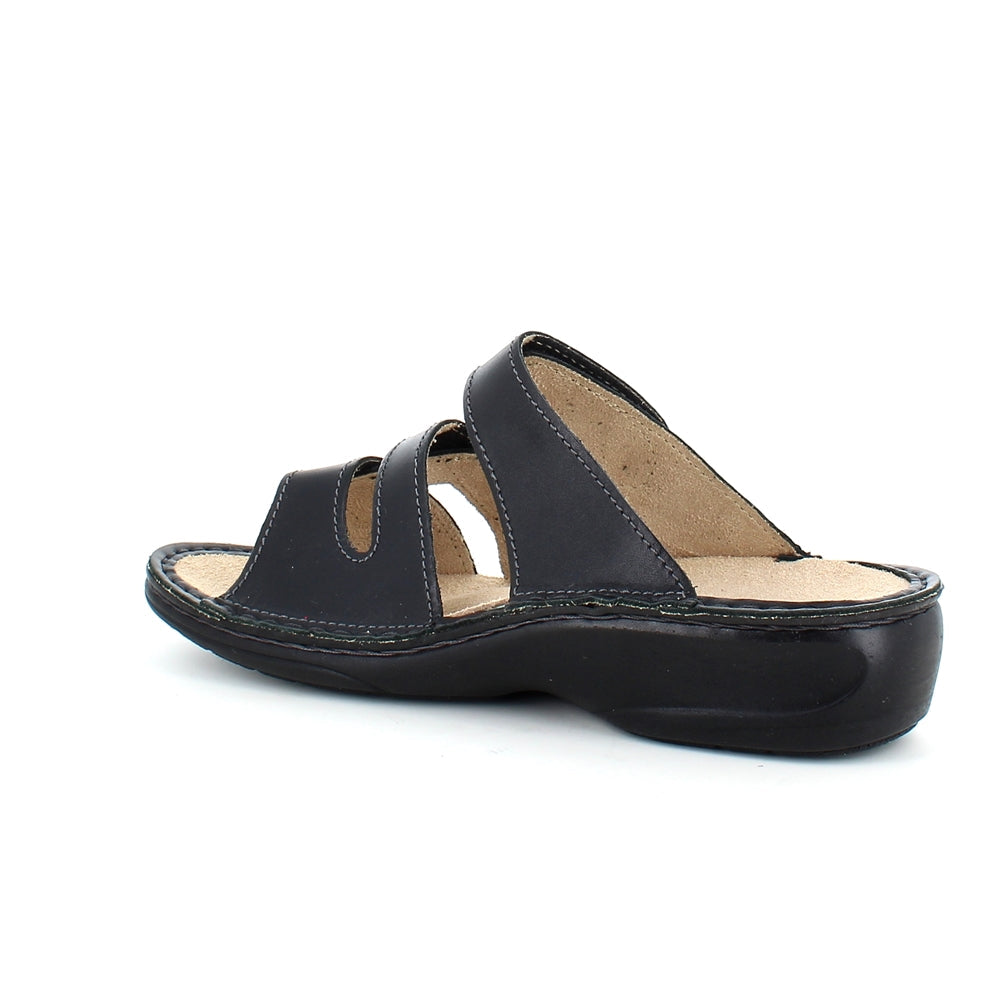 Svart läderslip-on för knölar
