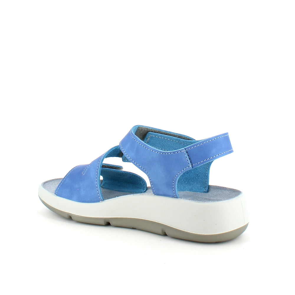 Elegant blå skinnsandal med justerbara remmar