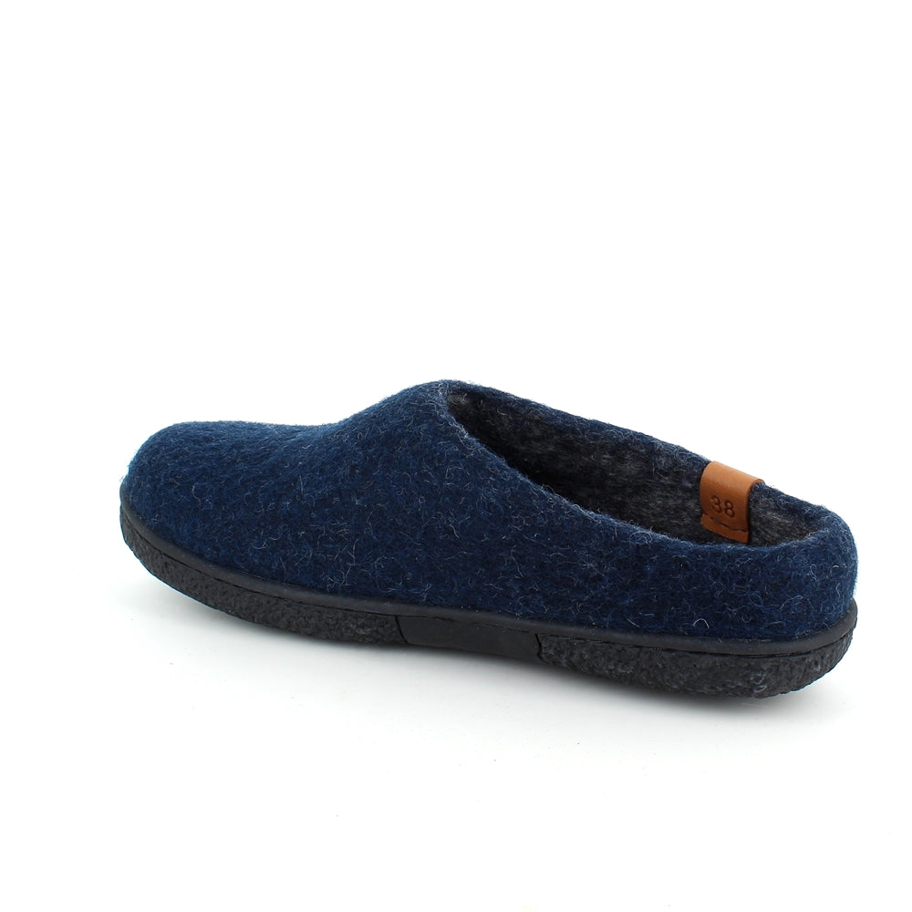 Låga blå ulltofflor med halksäkra sulor från Green Comfort