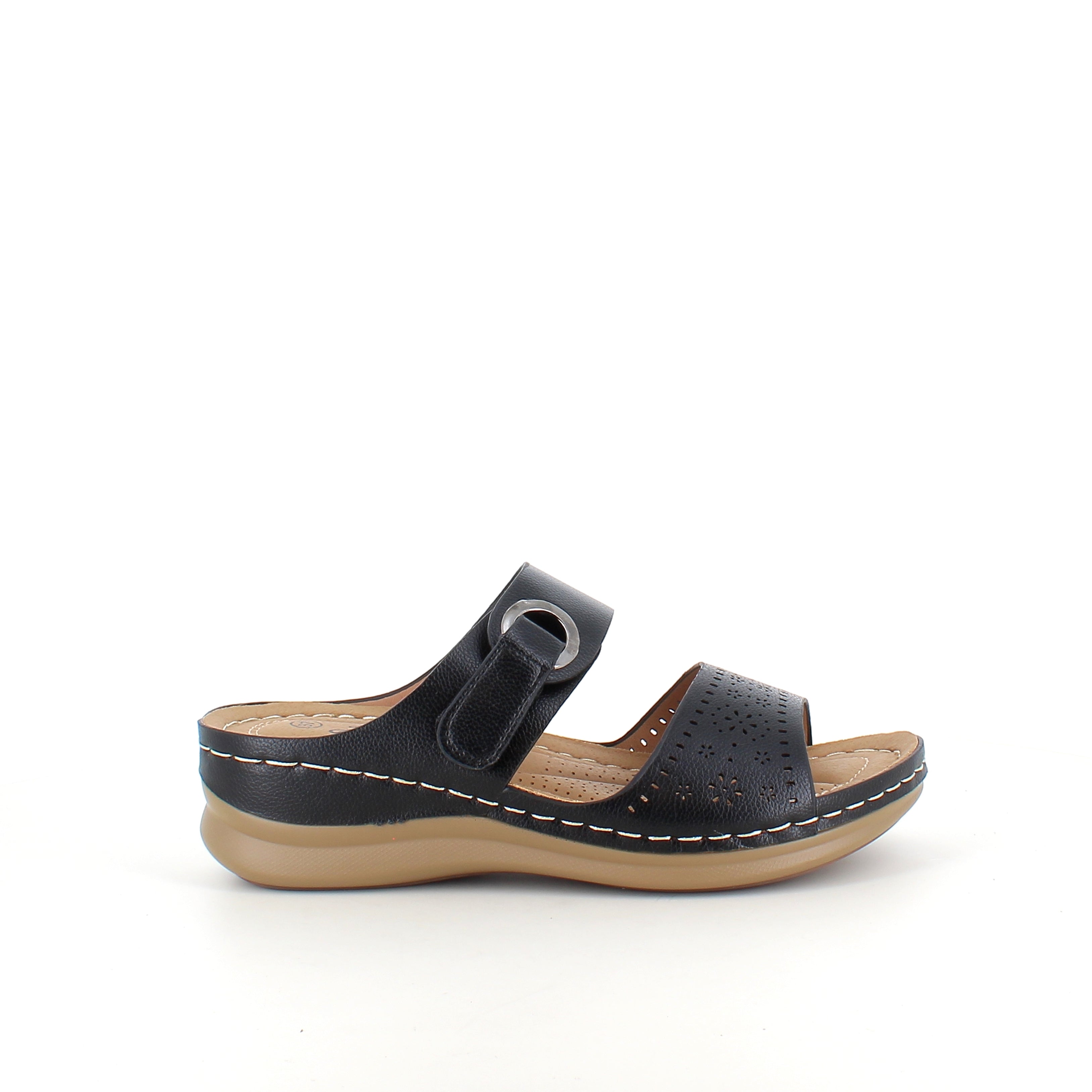 Sandal med kilklack – svart modell