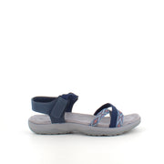 Marinblå sandal med elastiska remmar & kardborre – lugn & maritim stil