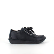 Clarks Funny Dream – svart lädersko med klassisk komfort