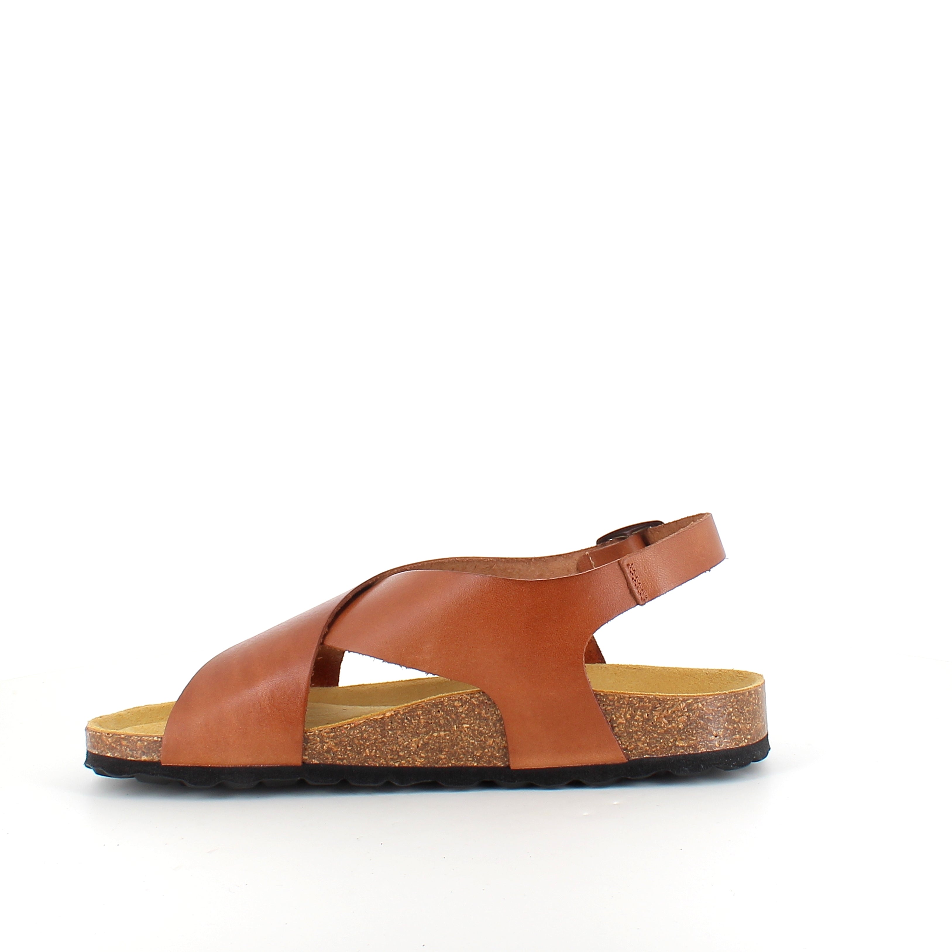 Brun sandal i slätt läder med korsremmar & bakrem | SSKbutiken.se