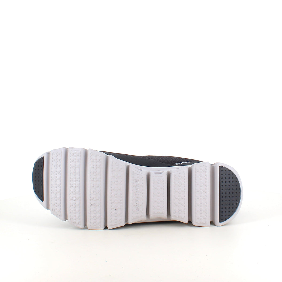 Skechers Glide-Step® Drizzle – vattentät komfortsko med enkel Slip-ins passform