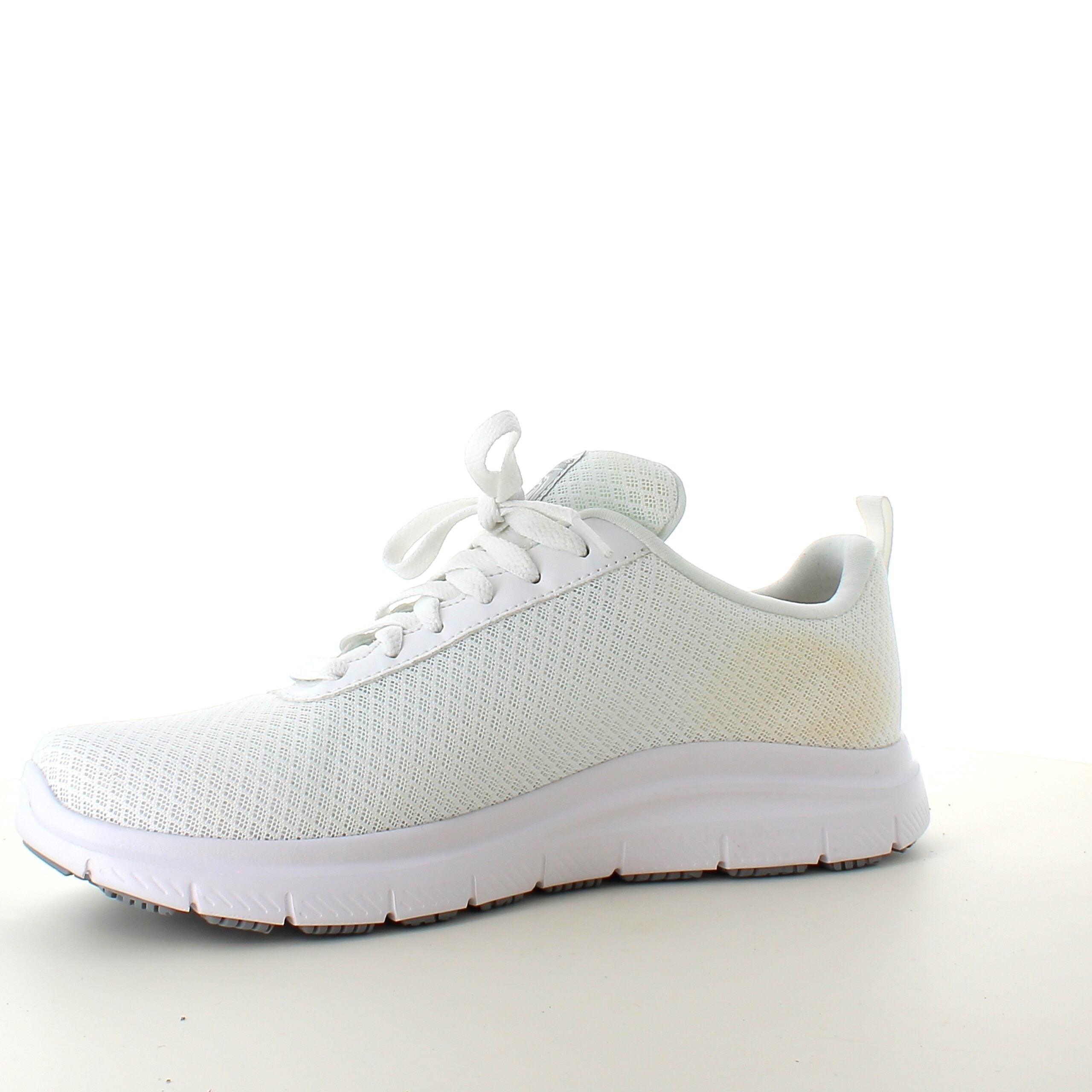 Skechers Work i vitt med andningsbart material