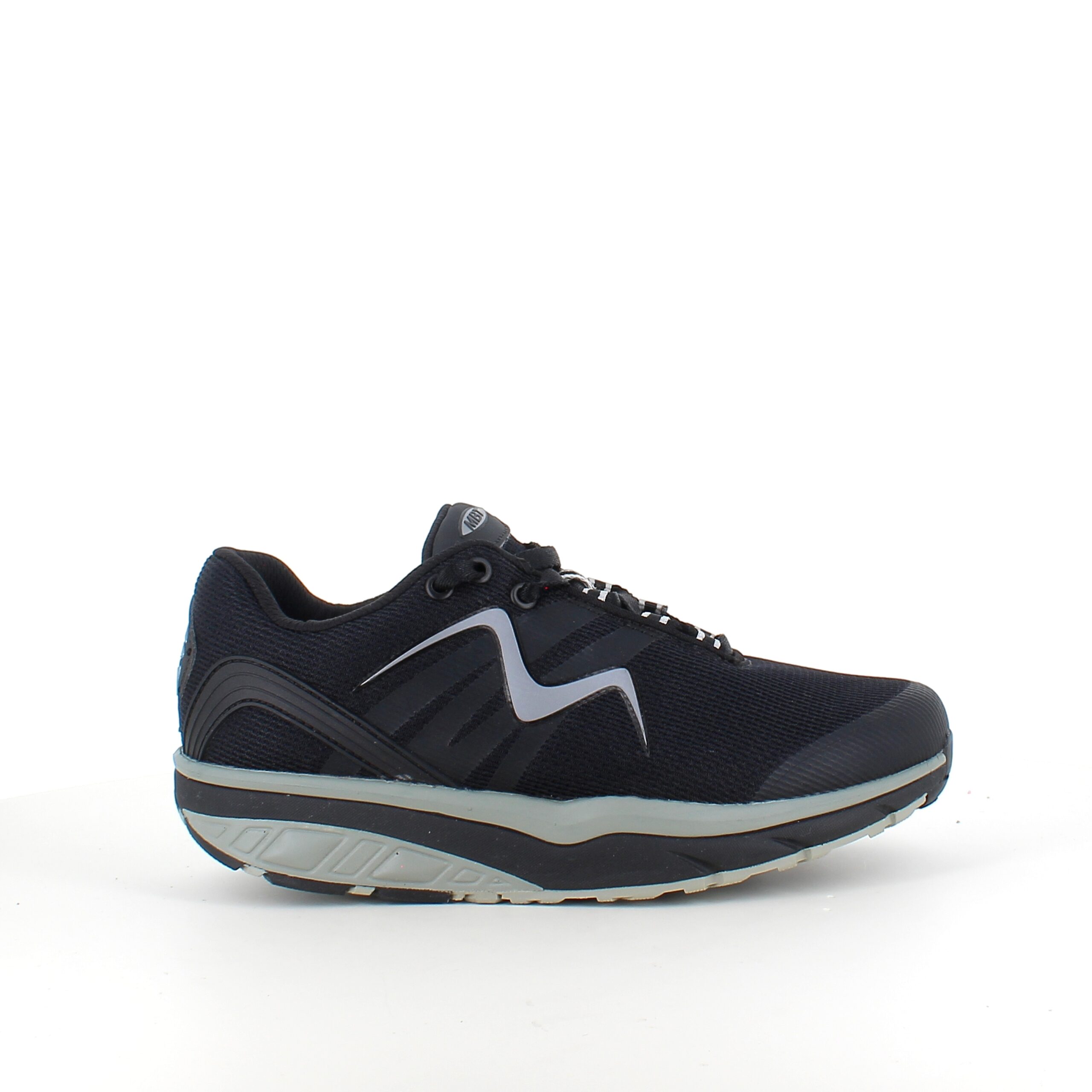 MBT Leasha sneakers i svart
