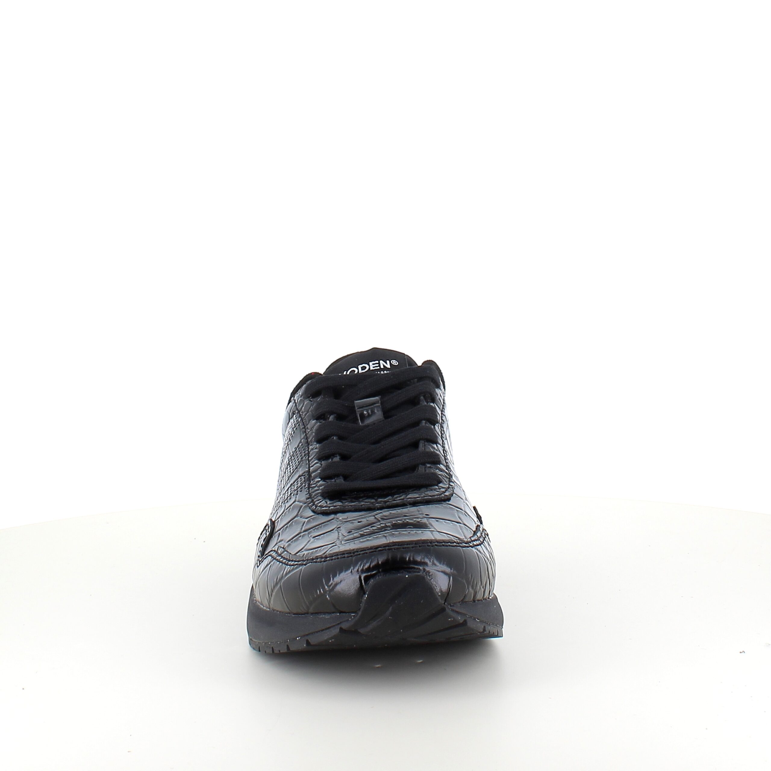 Nora Natural Soft Croco – svart Woden-sneaker i krokodillook