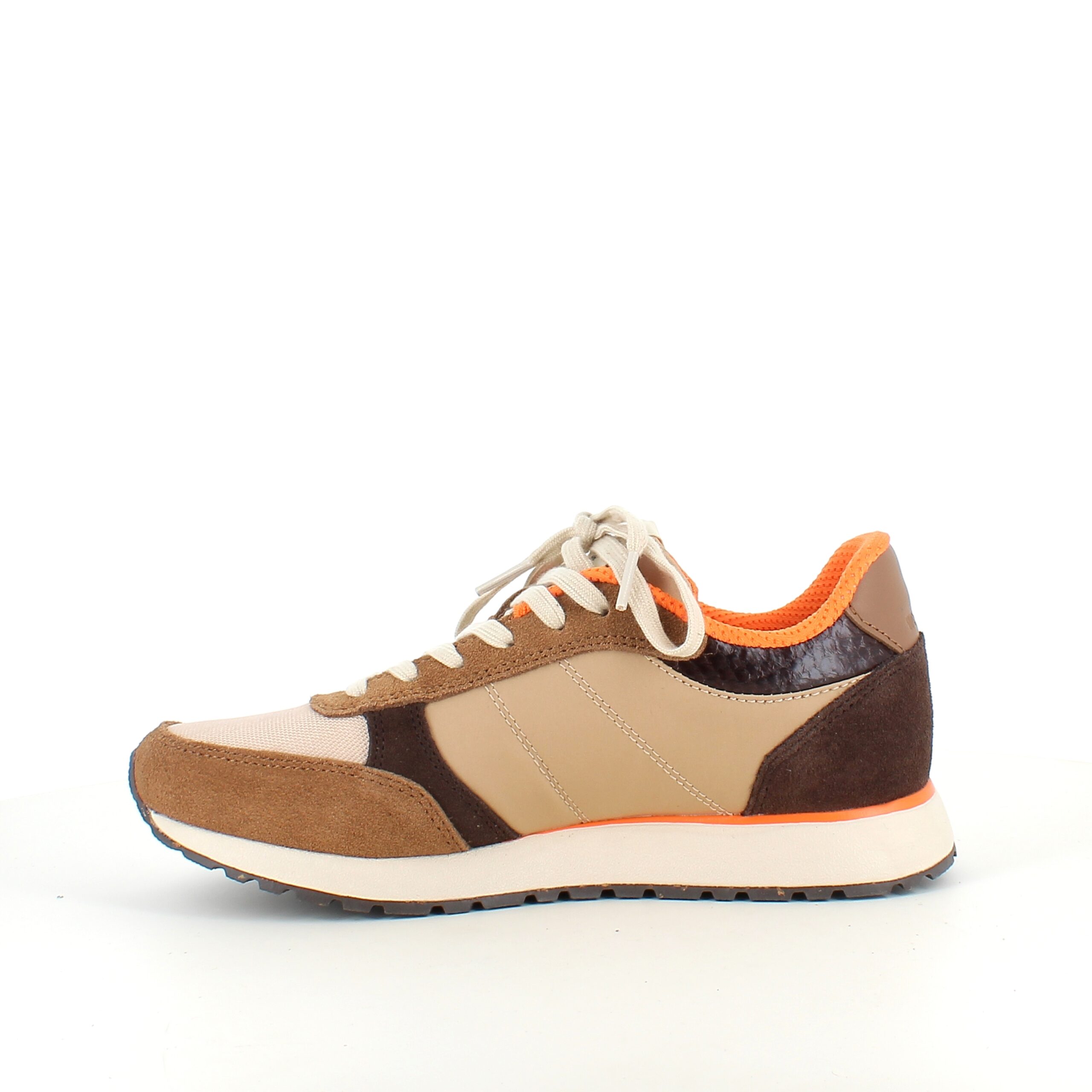 Snygga Woden-sneakers med svankstöd och komfort